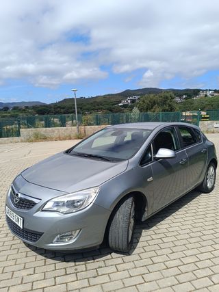Opel Astra 2010