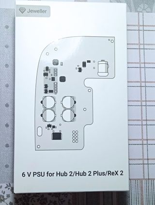 Ajax HUB 2 - 4G y módulo complementario de 220V