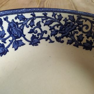 Antigua ensaladera Cartuja de Sevilla