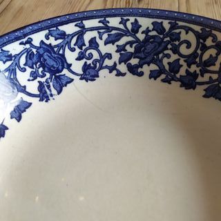 Antigua ensaladera Cartuja de Sevilla