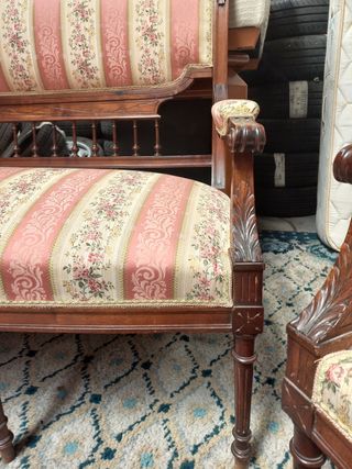 Sofás siglo xx antiguos con 2 butacas