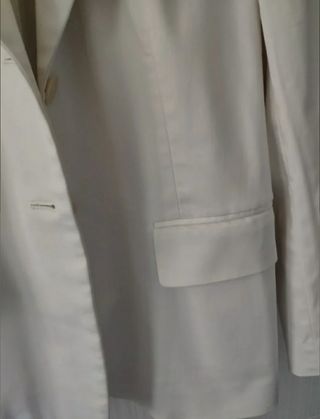 Blazer DKNY talla 40-42