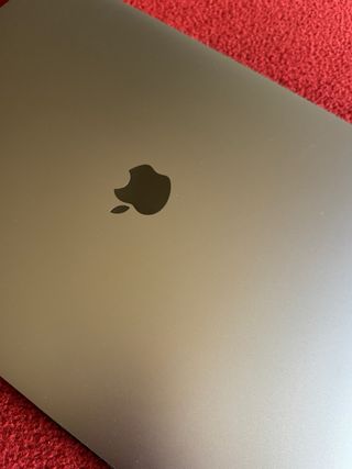 Macbook Pro 16” 2019 Touchbar