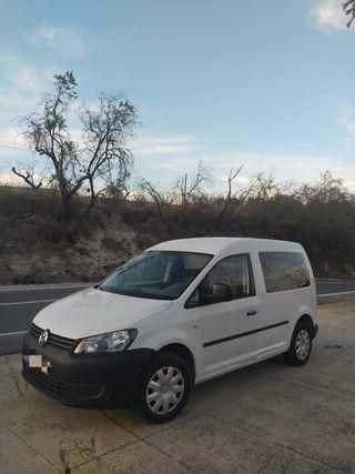 Volkswagen Caddy 2011