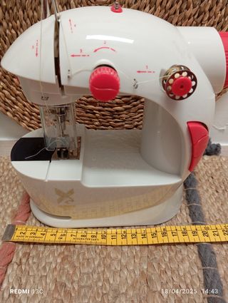 Máquina de coser para niños y niñas