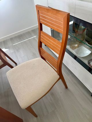 Mesa de salón y 6 sillas