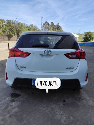 Toyota Auris 2015