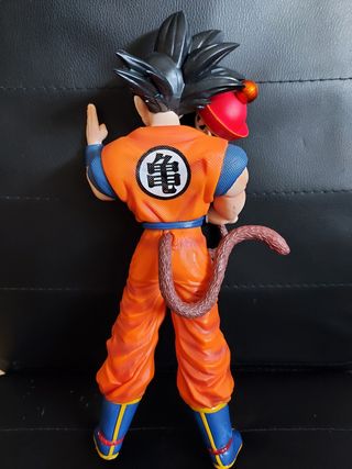 Figura 30cm Goku con Son Gohan