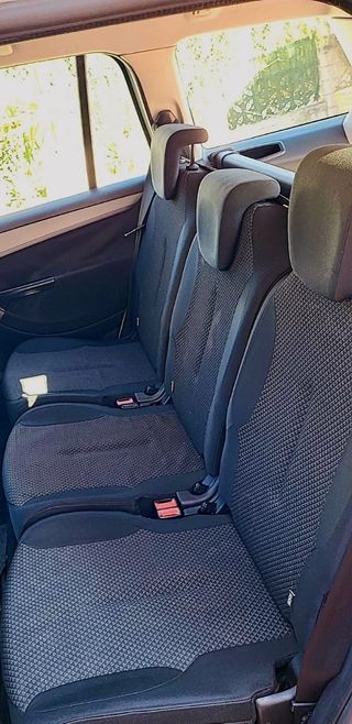 Citroen Grand C4 Picasso 2012