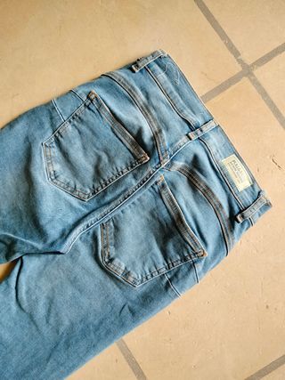 Jeans push up 
