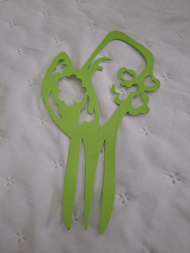 Peineta flamenca 22cm.