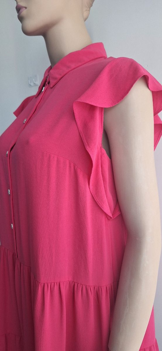 Vestido fucsia corto