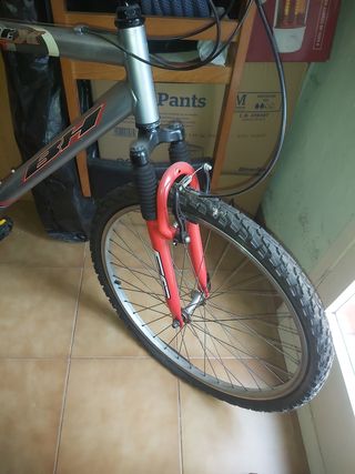 Bicicleta over x BH de aluminio.