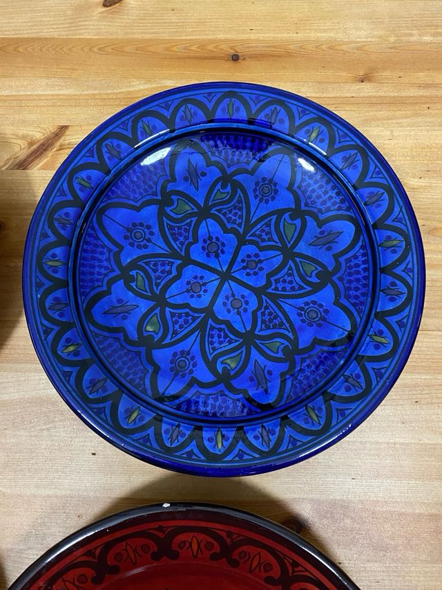 bellissimo set di piatti marocchini artigianali
