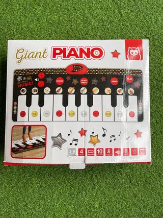 Piano gigante para el suelo