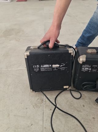 Amplificador squier vintage tengo 2 más de otr mar