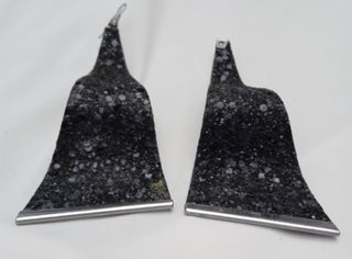 PENDIENTES DISEÑO LARGOS, NEGROS Y CURVOS - 80'