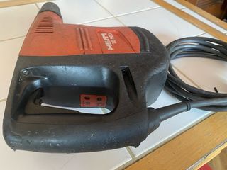 HILTI MARTILLO y MALETIN