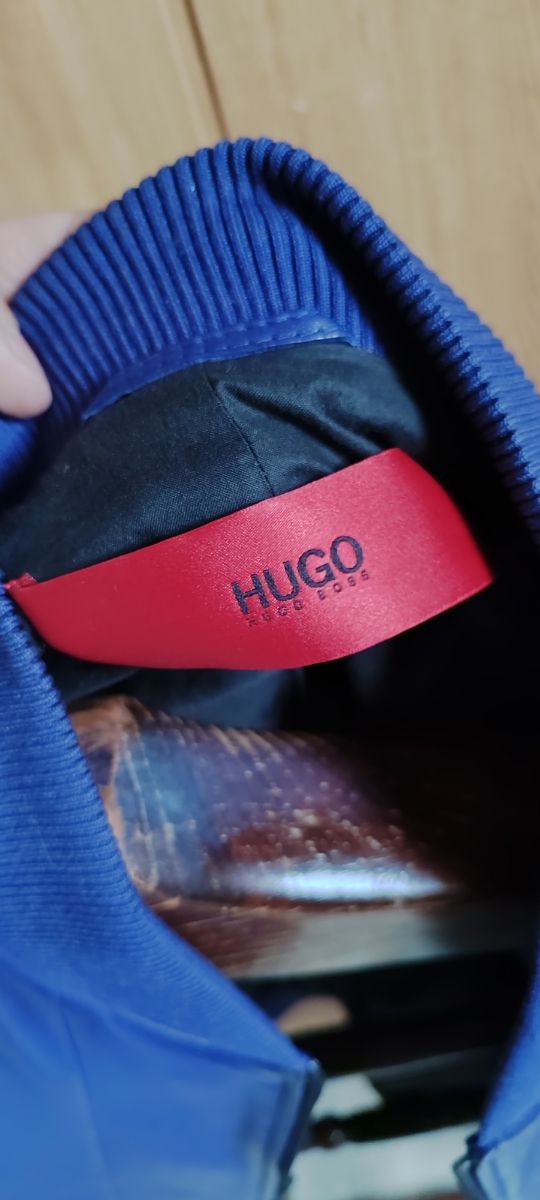 CAZADORA BOMBER PIEL HUGO BOSS LIMITADA