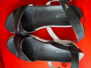 Sandali da donna nero giardini