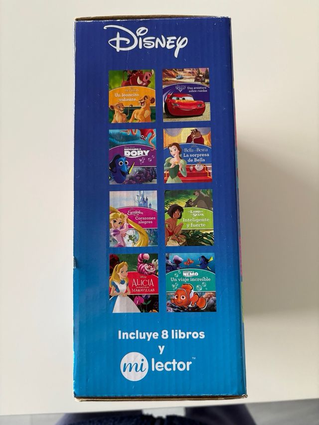 Disney Biblioteca 8 libros y un lector electrónico