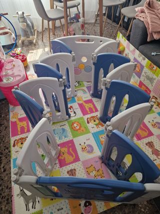 Parque infantil plegable plástico mejorado.