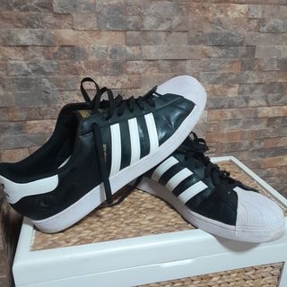 Zapatillas Adidas numero 54