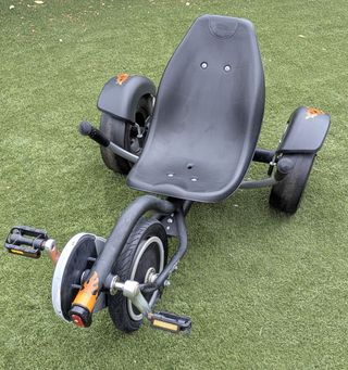 Kart de pedales EXIT Rocker Fire triker