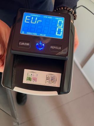 Rilevatore banconote false