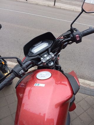 Honda modelo CBF 125 Teléfono: 612512522