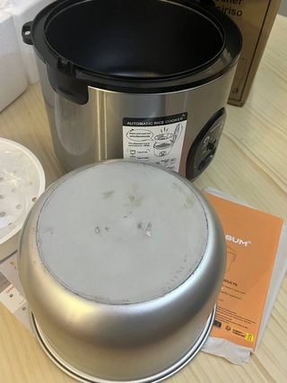 Moosum electric Rice cooker .