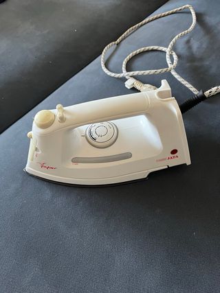Plancha ropa Jata