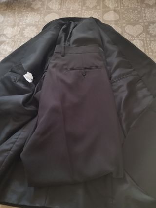 Traje chaqueta de vestir hombre.