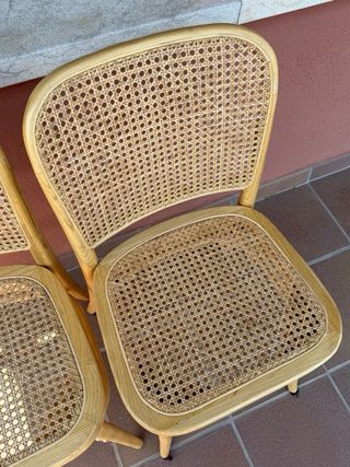 Sillas madera estilo colonial SOLO DISPONGO de 2