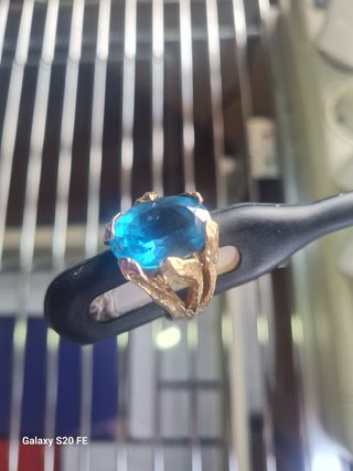 Anillo Vintage Italiano con Gran Piedra