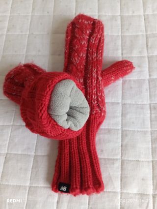 Guantes de lana NB