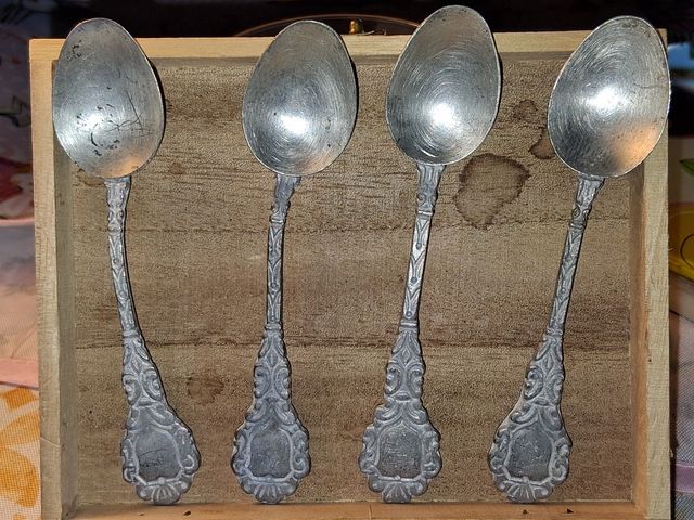 Set Cucchiaini in Peltro