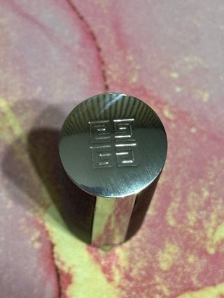 Labial rojo Givenchy