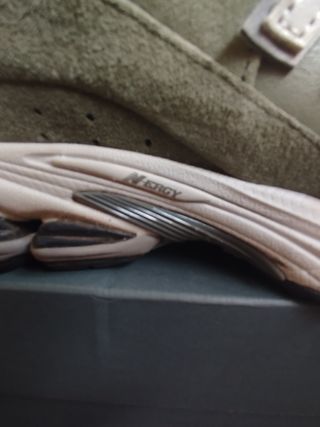 New Balance Hombre sneakers