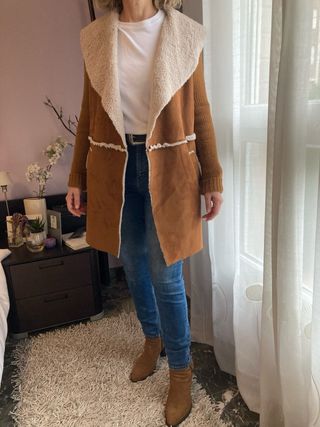 Chaqueta doble faz camel Stradivarius
