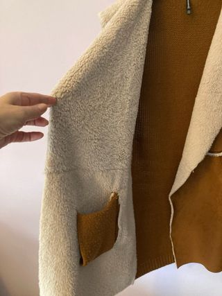 Chaqueta doble faz camel Stradivarius