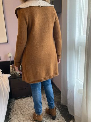 Chaqueta doble faz camel Stradivarius