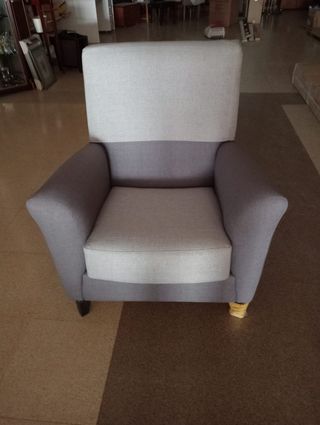 Sillón gris, Modelo Denis