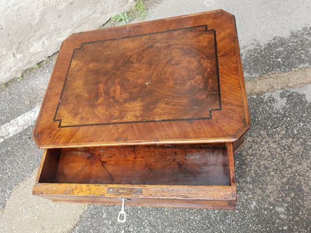 Tavolino da lavoro Napoleone III antico