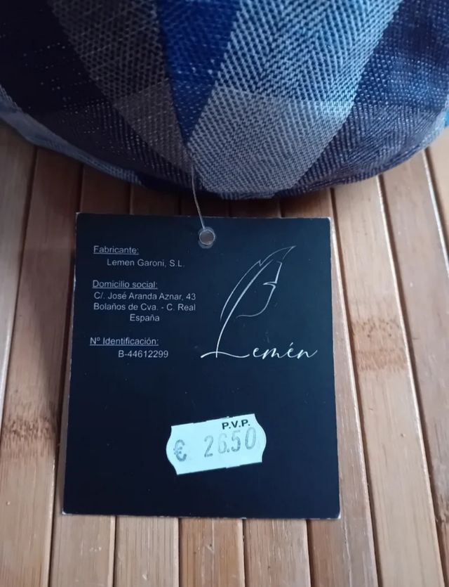 Gorra cuadros azul forrada de verano. NUEVA