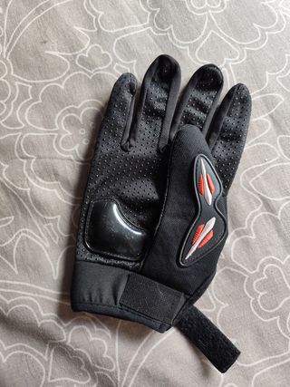 Guantes Fox con protecciones