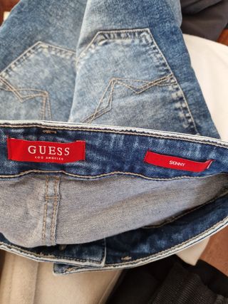 Pantalón Guess Skinny