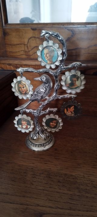 Árbol portarretratos