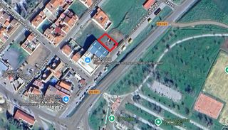 PARCELA EN TERRENO URBANO