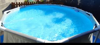 Piscina + depuradora + kit de limpieza